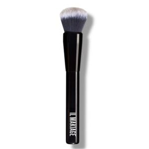 BRAND NEW IL MAKIAGE FOUNDATION BLENDING BRUSH